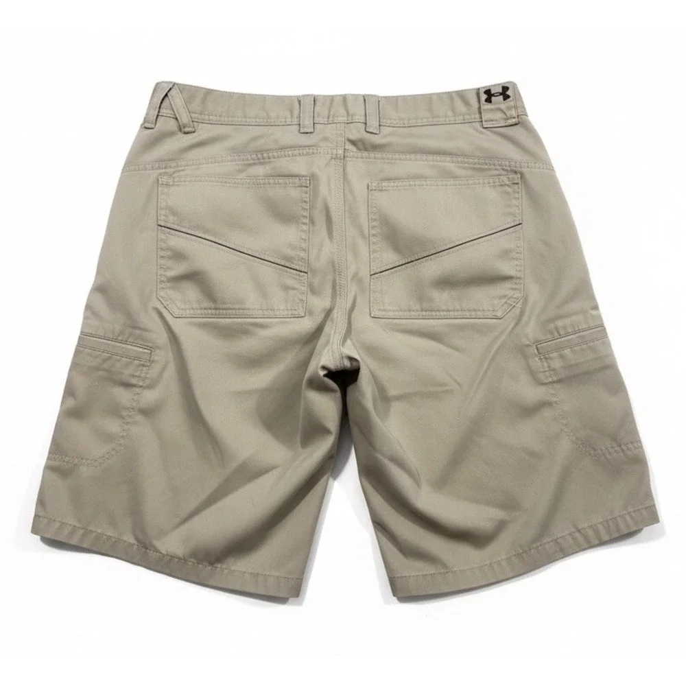 Under‎ Armour Men's Khaki Golf Shorts Flat Front Size 32 (Measures 34)